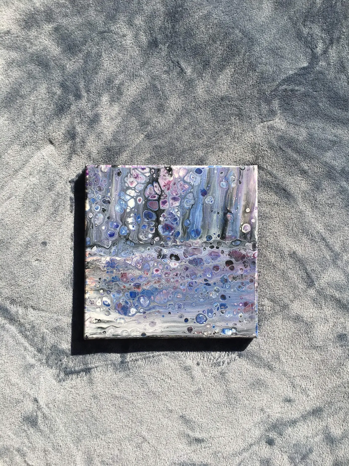 Blues, photo 1 of 6