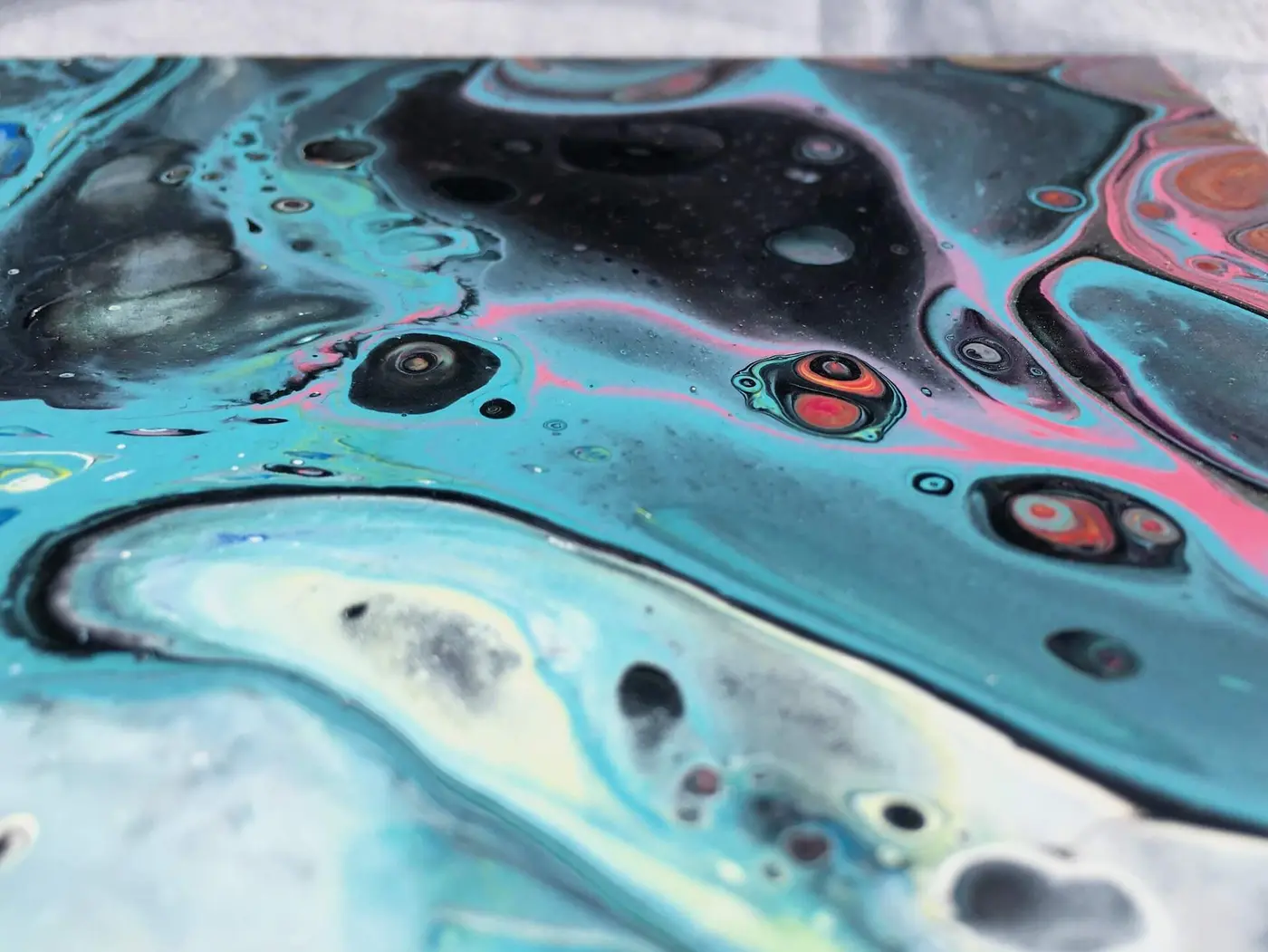 Amoeba Galaxy, photo 3 of 12